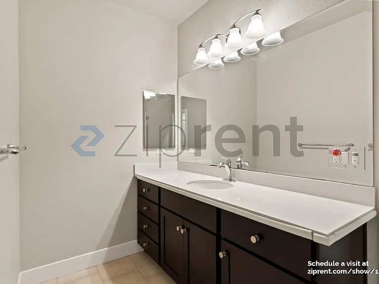 7 Rogers Ln — Photo 18