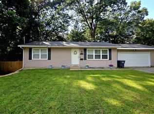 1020 Farrell Ave, Kalamazoo, MI 49006