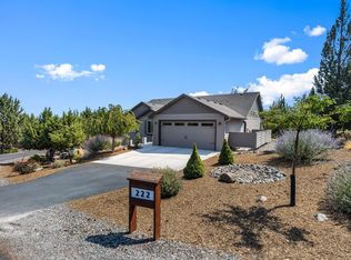 222 Highland Meadow Loop, Redmond, OR 97756