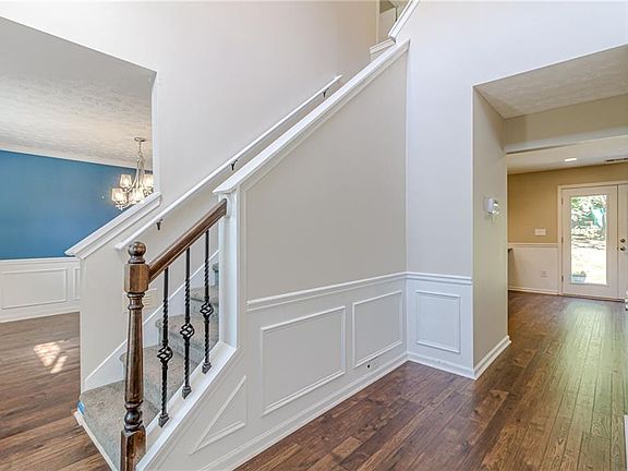 5th image of 1735 Berry Ct