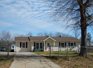 455 Byers Rd, Forest City, NC 28043