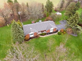 2407 Ashbridge Rd, Scugog, ON L9L 1B4
