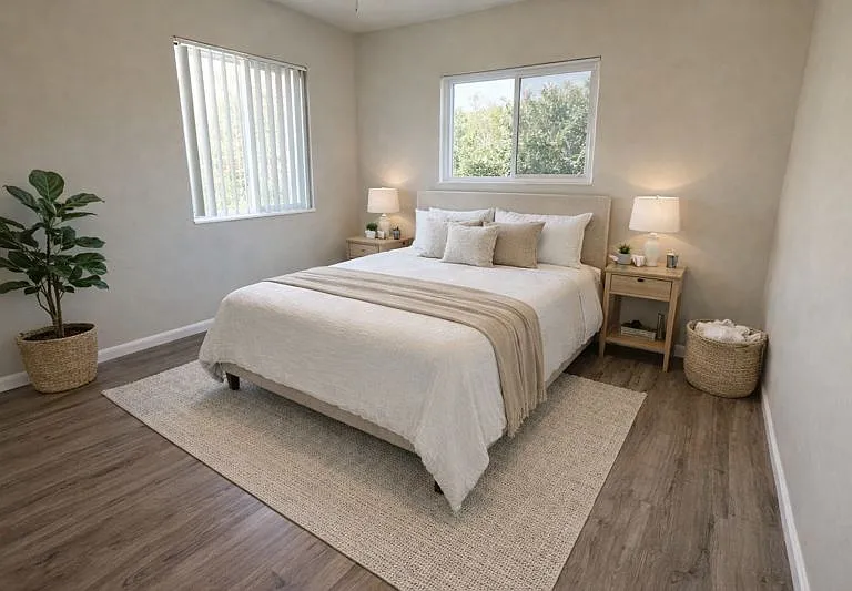 1101 Daisy Ave #2 — Photo 3