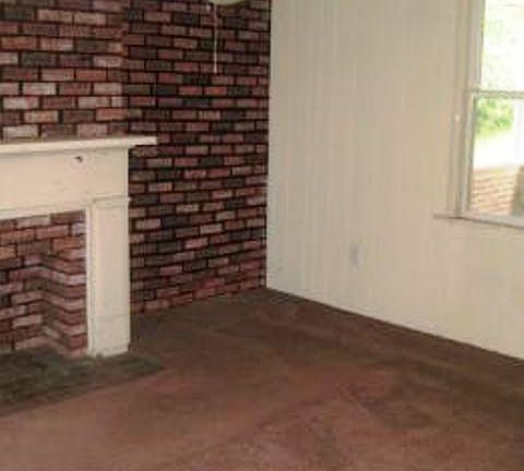 4th image of 29 Evans Ave