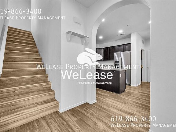 3rd image of 37355 Paseo Tulipa