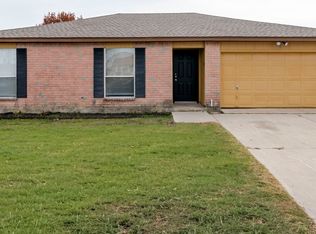 825 Reveille Rd, Fort Worth, TX 76108