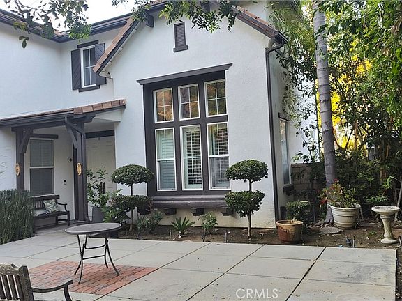 3rd image of 1589 Vandagriff Way