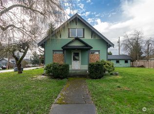 220 96th St E, Tacoma, WA