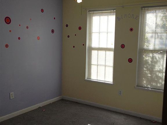 3rd image of 3178 Pine Hill Dr SW