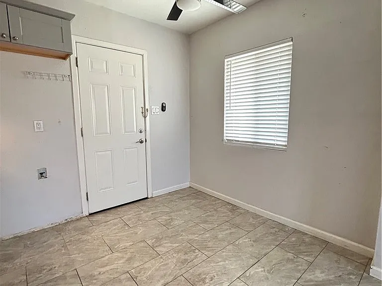 19790 Cooper Rd — Photo 12