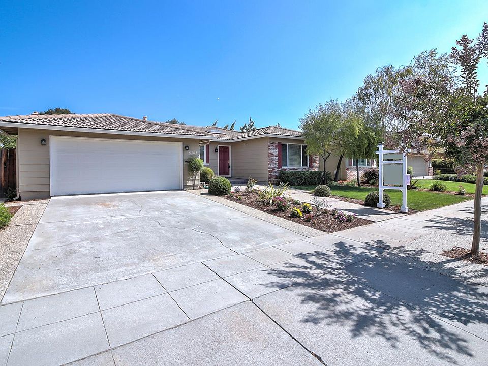 1st image of 6364 El Paseo Dr