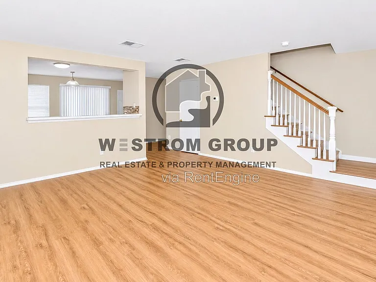 7120 Planters Row Dr — Photo 6