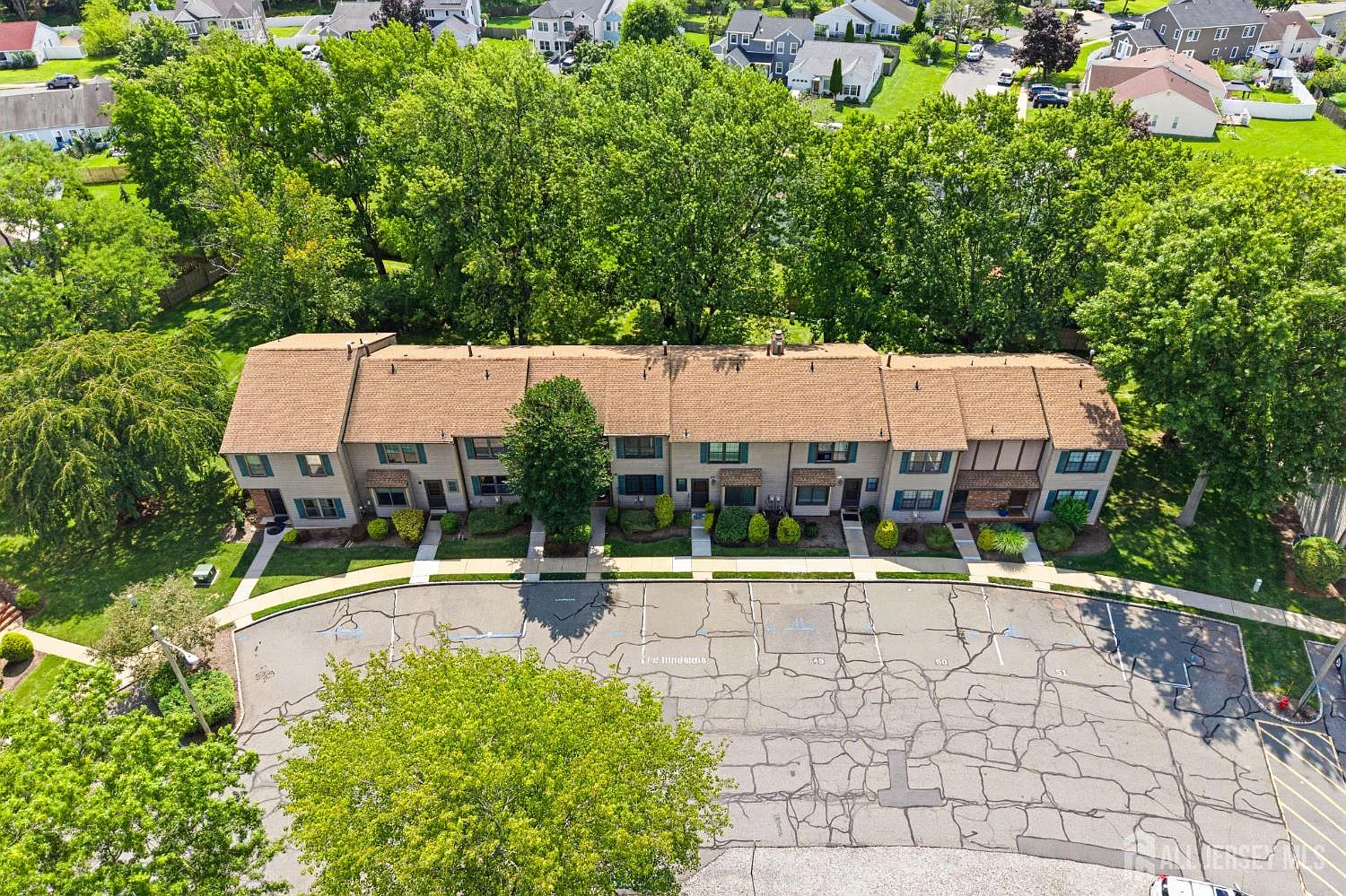 2 bed, 1.5 bath, $2,600 — Photo 4