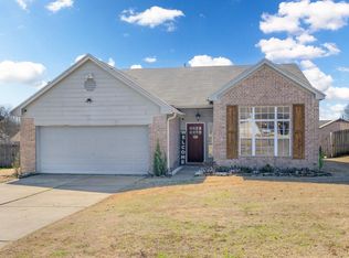 50 Maple Run Dr, Oakland, TN 38060