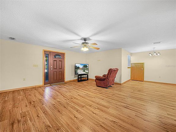 5th image of 1213 CHEROKEE DRIVE