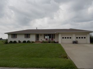 6109 Fitzgerald Rd, Evansville, IN 47715