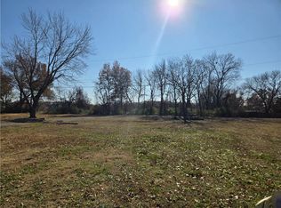 508 E Viener St, Frontenac, KS 66763