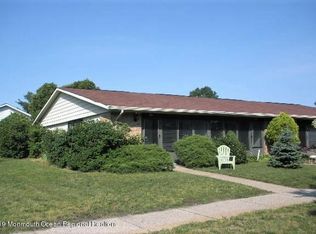 17A Sterling St, Manchester, NJ 08759