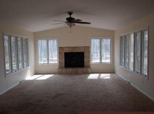 346 W 100 N, Valparaiso, IN 46385
