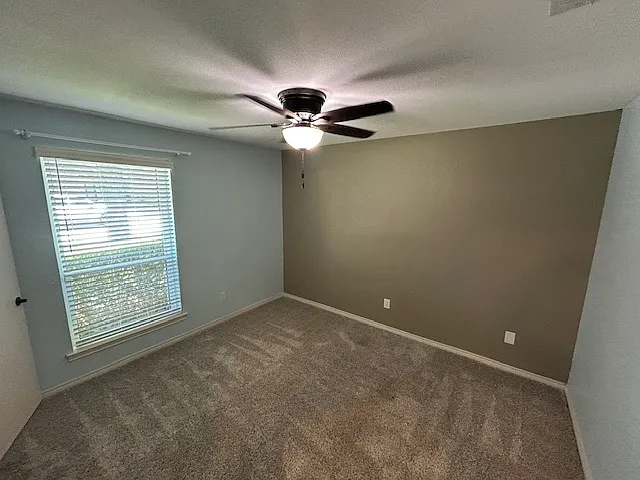 1026 Goldenrod Dr — Photo 17