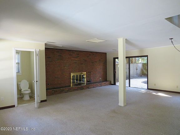 5th image of 2718 Harvard Ave