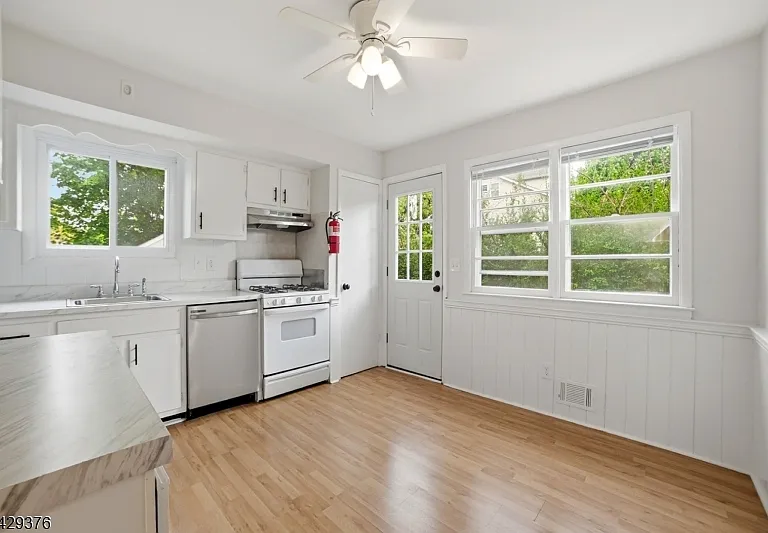 59 Bernards Ave #A — Photo 8