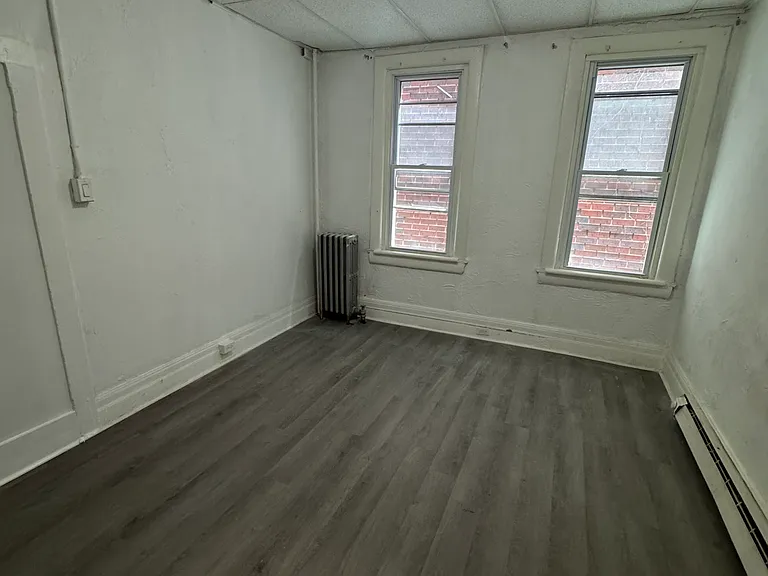 60-62 W Maple St #1 — Photo 9