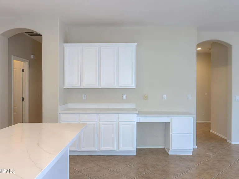 44092 W Stonecreek Rd — Photo 4