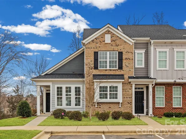 554 Dorman St, Belmont, NC 28012