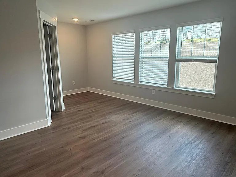 464 Mill Park Way — Photo 13