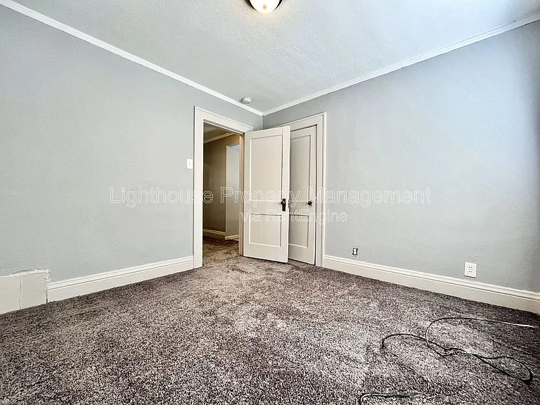 81 Delaware Ave #2 — Photo 8