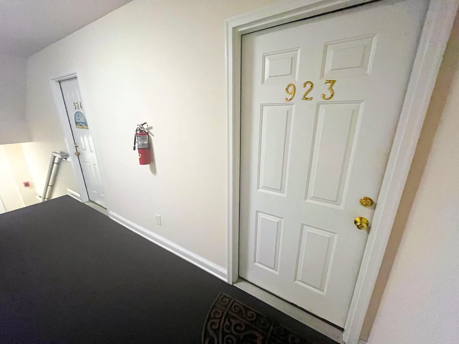923 Scholastic Ct — Photo 2