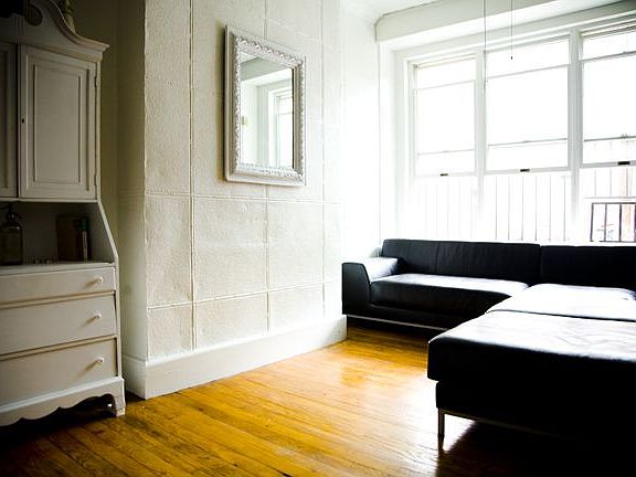 2nd image of 82 Franklin St #1