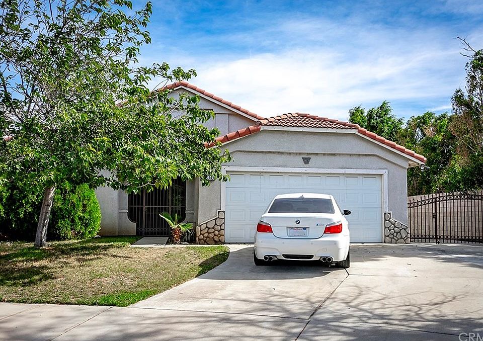 2nd image of 8345 Mercedes Ct