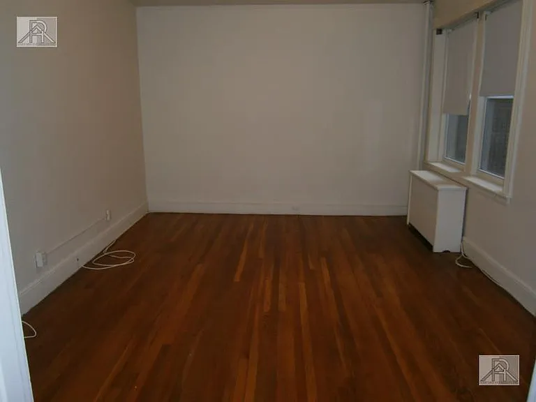 4 Vinal St #10 — Photo 1
