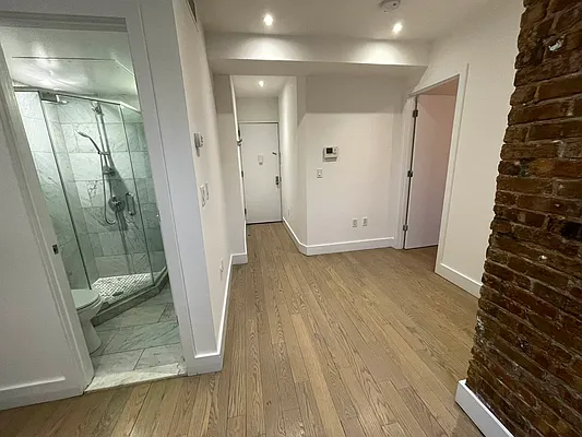 Rented by REAL New York | media 6