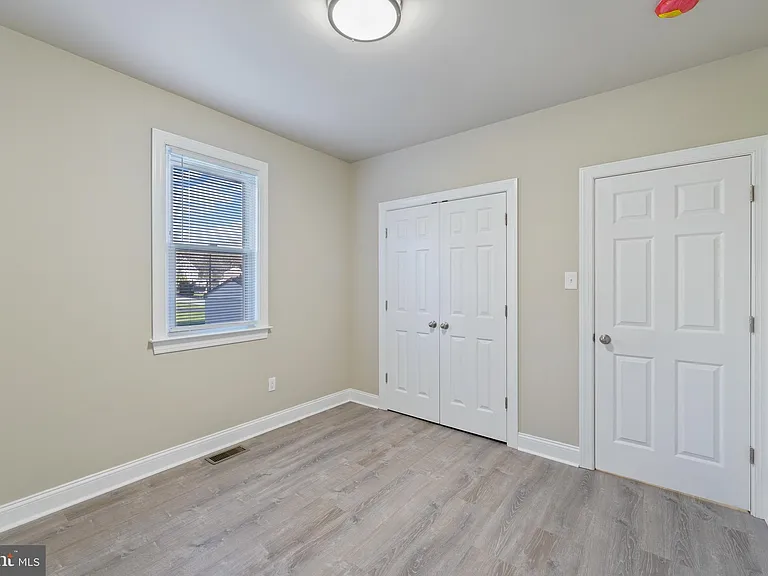 4411 Fairview Ave — Photo 14