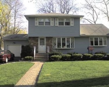 56 Greenbriar Rd, Paramus, NJ, 07652