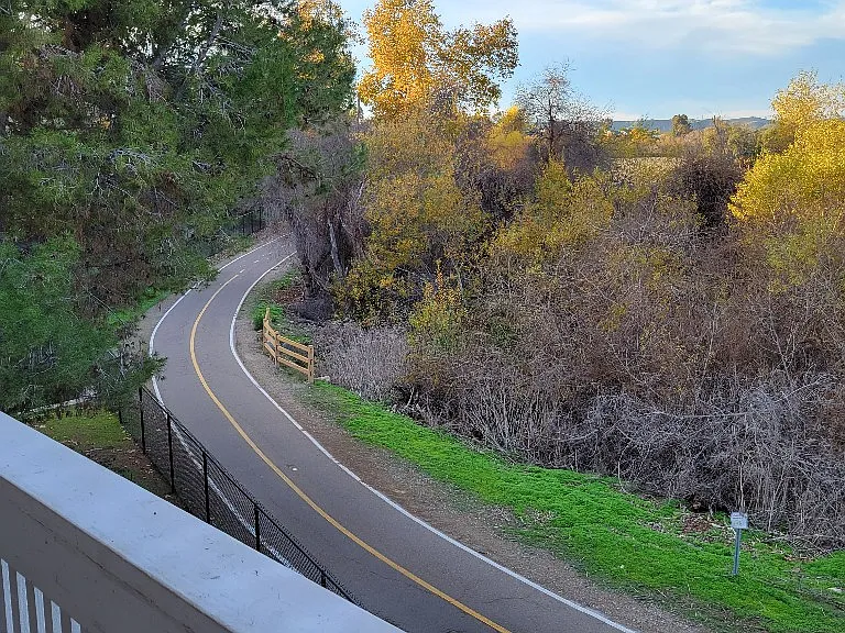 Balcony with a West view at the Trailhead