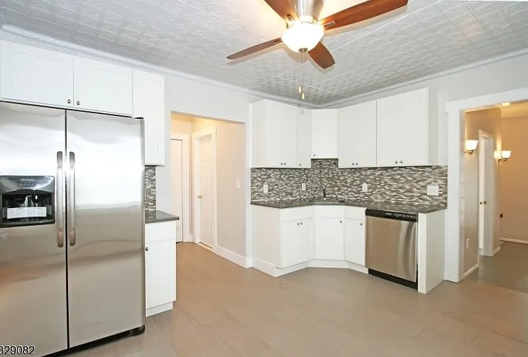 43 Walnut Cres #1 — Photo 13