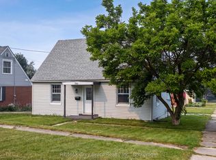 701 5th St E, Owen Sound, ON N4K1E4