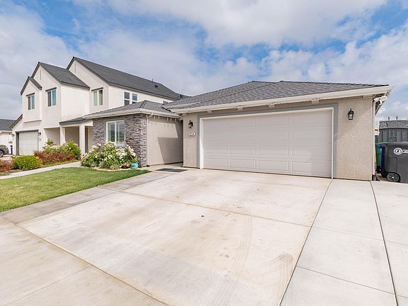 2nd image of 2214 W Glenn Avenue