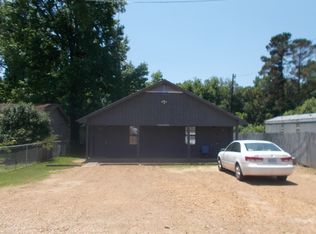 389 Rose Rd, Grenada, MS 38901