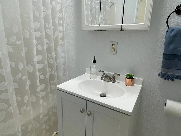 115 6th St W #115 — Photo 5