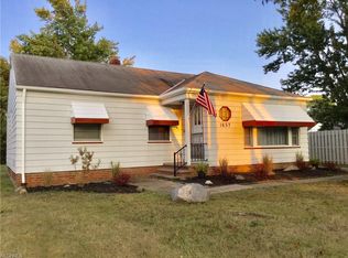 1657 Harwich Rd, Lyndhurst, OH 44124