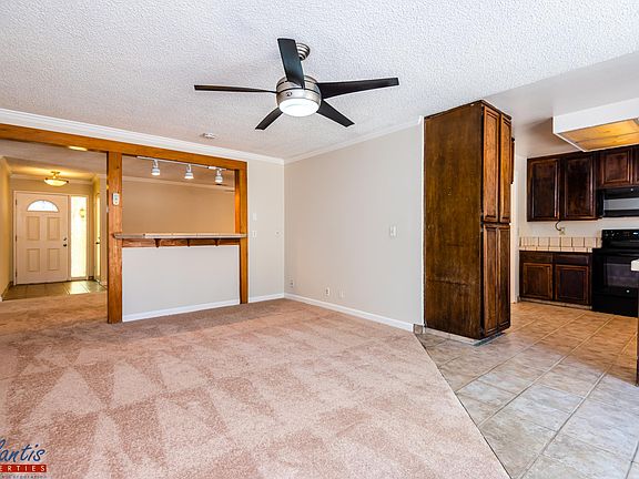 5th image of 7546 Phinney Pl