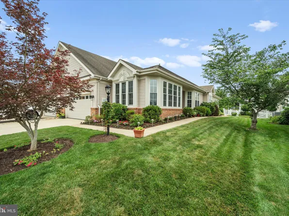5916 Affirmed Pl, Gainesville, VA 20155