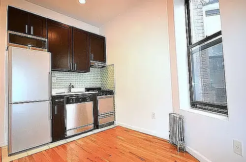41 Henry St #7 Photo 1