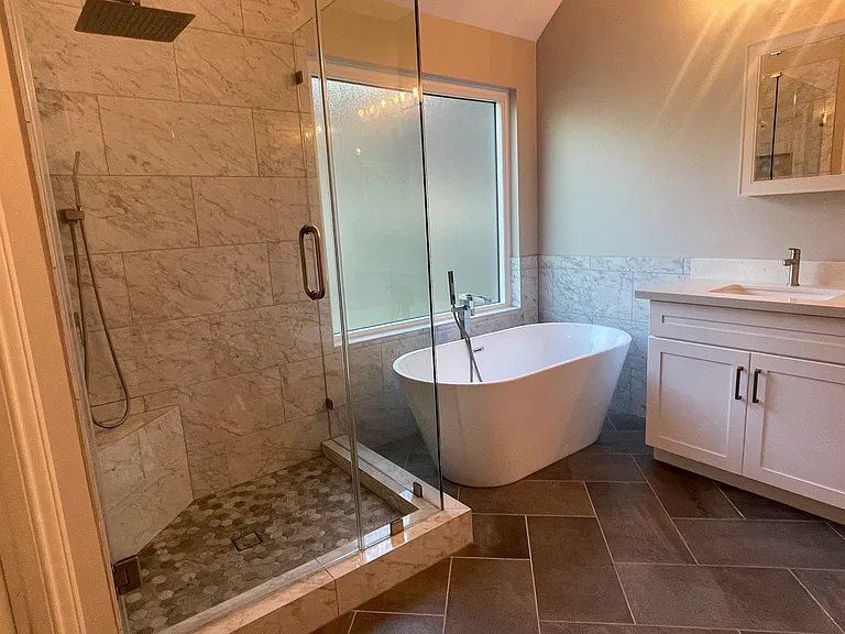 2838 Five Oaks Dr — Photo 14