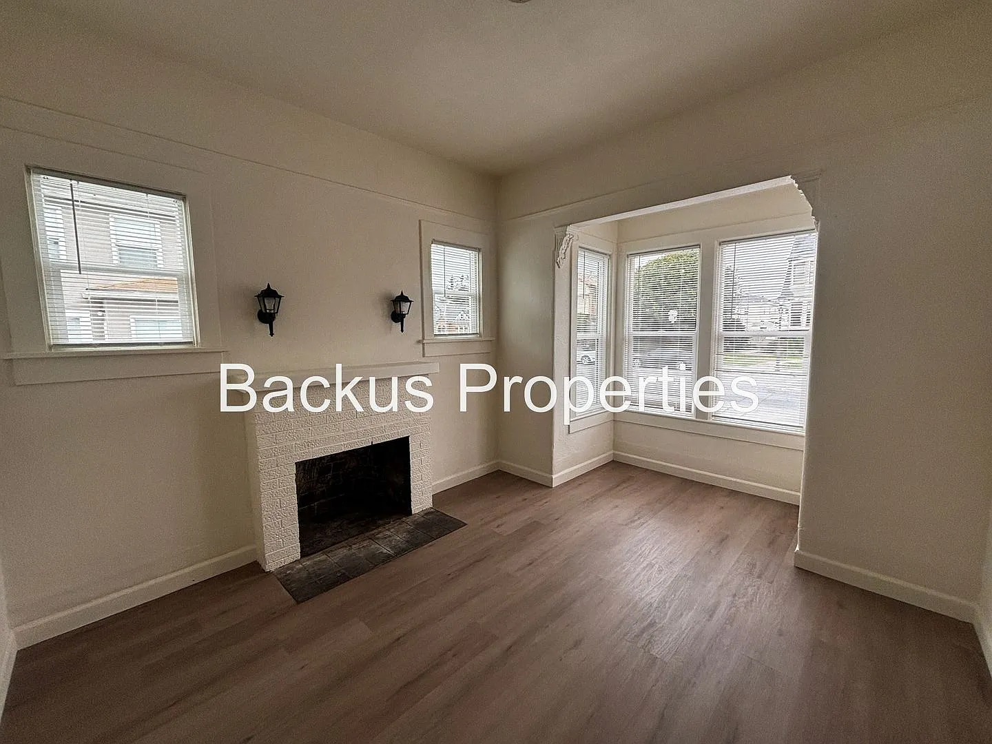 Remodeled four bedroom home in South Salinas — Photo 4